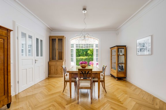 Esszimmer mit Wintergarten