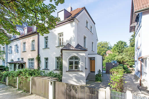 Listed urban villa