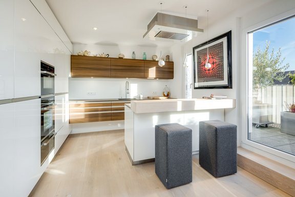 Offene Küche mit Theke