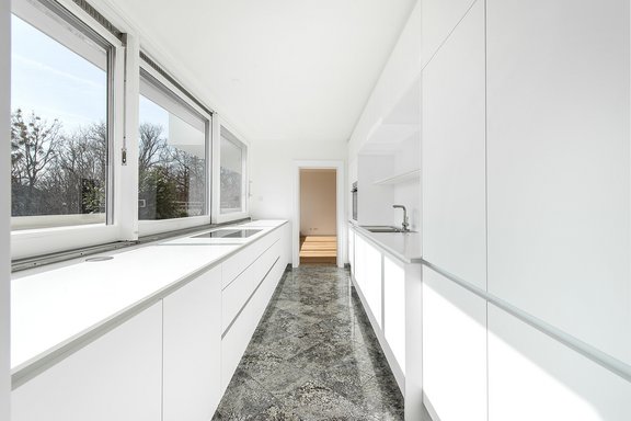 Zeitlos moderne Einbauküche