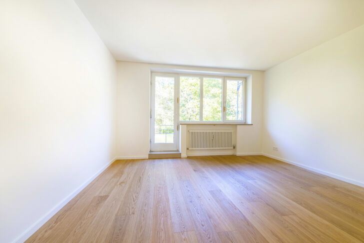 Schlafzimmer mit Balkon