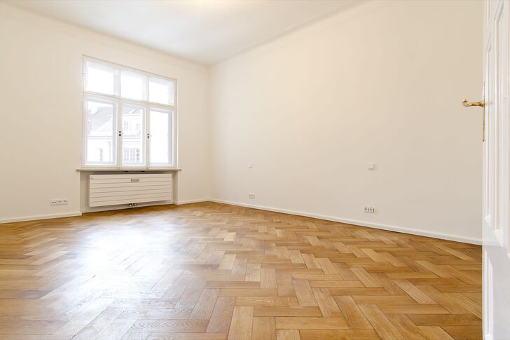 Schlafzimmer zum Innenhof