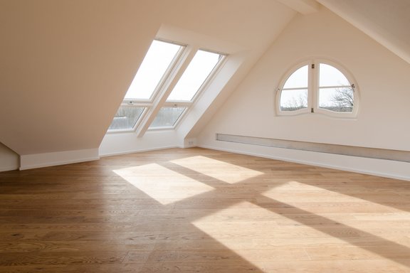 Spacious living area with panoramic view