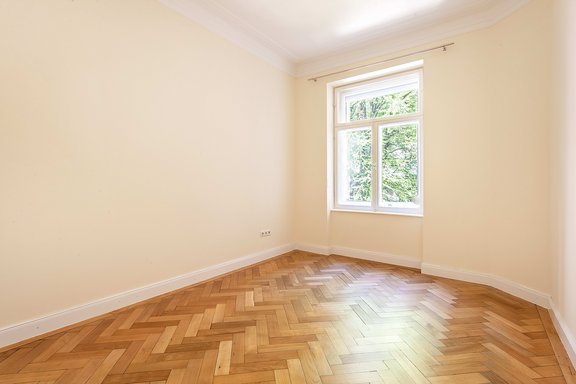 Schlafzimmer zum ruhigen Innenhof