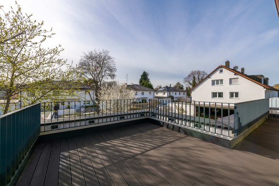 Großzügige Dachterrasse