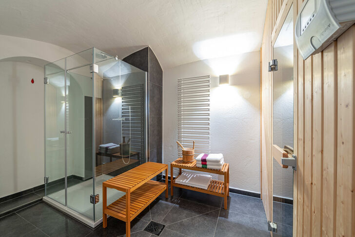 Wellness-Bereich mit Sauna