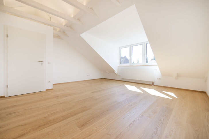 Sonniges Dachstudio