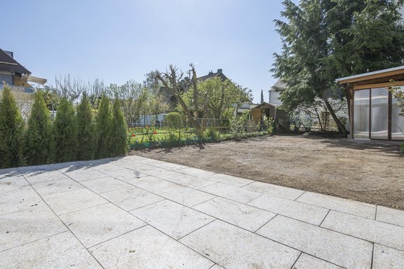 Sun terrace with south garden