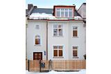 Excellently renovated townhouse from 1904 with high quality and modern interior design