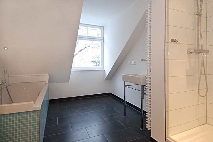Badezimmer DG