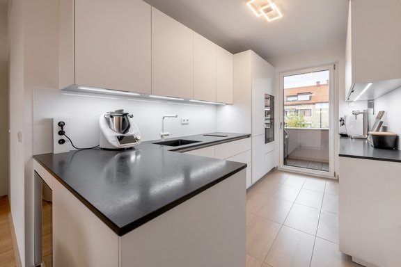 Moderne Einbauküche