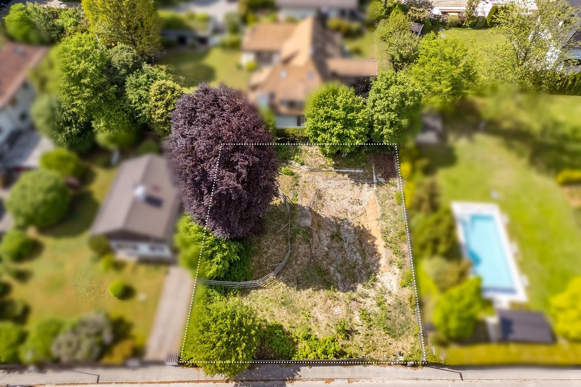 Nahezu quadratisches Grundstück