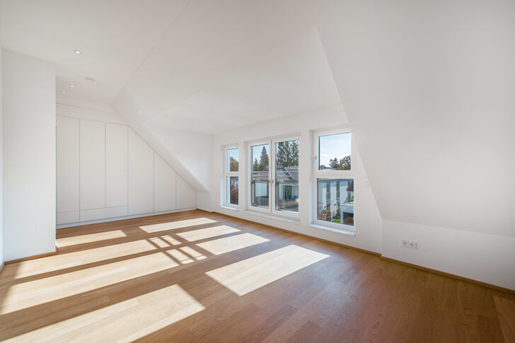 Schlafzimmer mit Einbauten