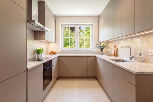 Bright built-in kitchen (rendered)
