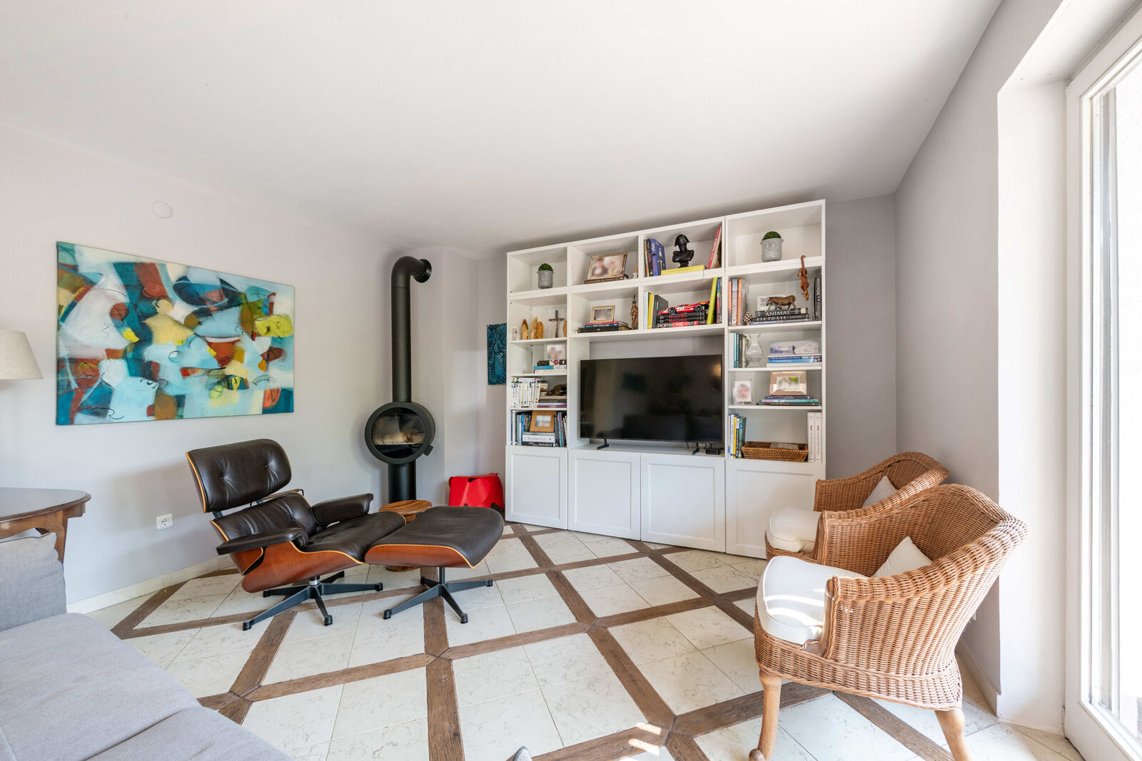 Wohnzimmer mit Kamin