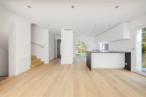 Kitchen with terrace access