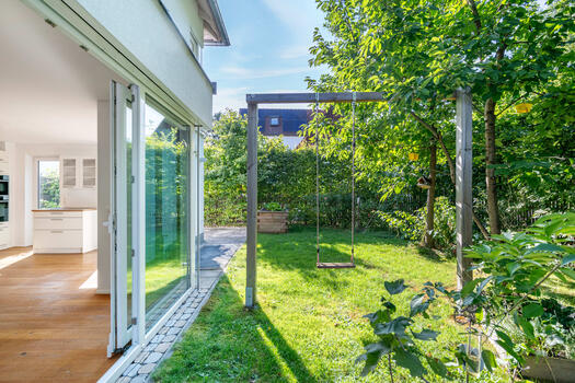 Sunny garden oasis