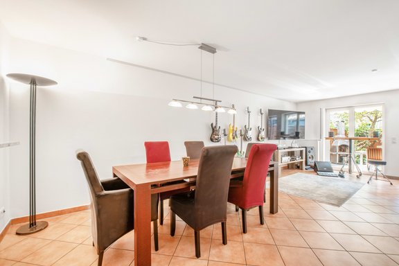 Geräumiger Essplatz