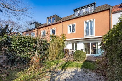 Family-friendly townhouse with sunny south orientation in very quiet, green location