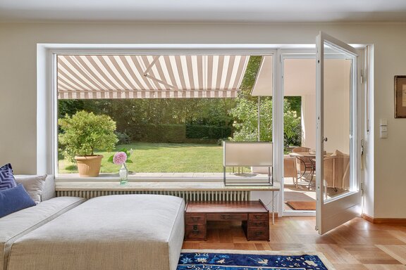 Window seat facing the garden