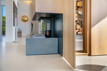 Maßgefertigter Holzkamin