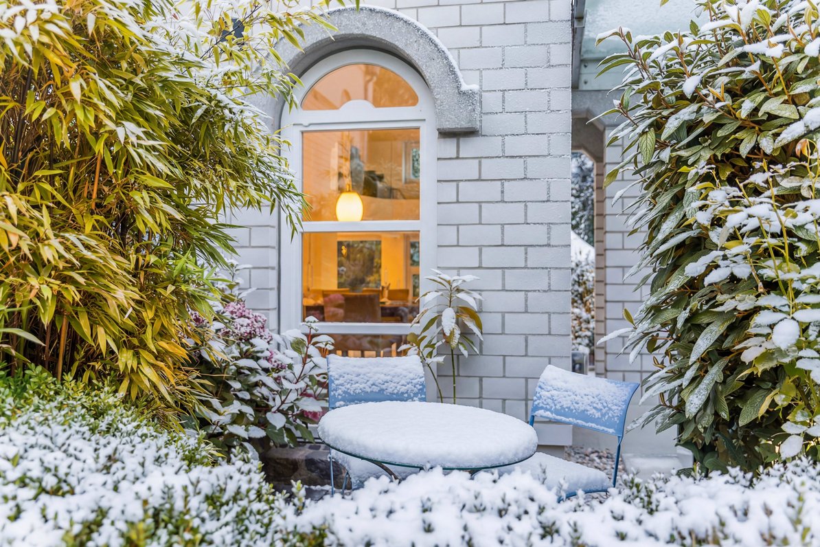 Enchanting breakfast terrace
