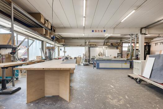 Workshop on the ground floor