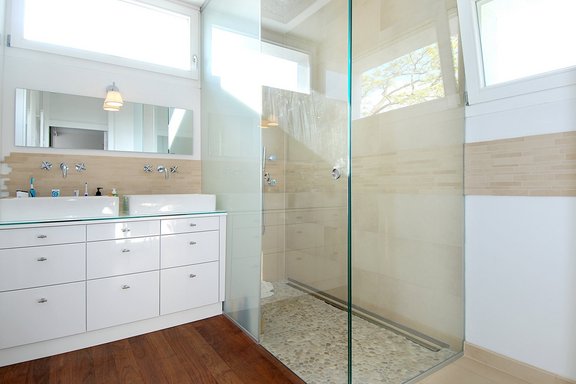 Badezimmer im Dachgeschoss