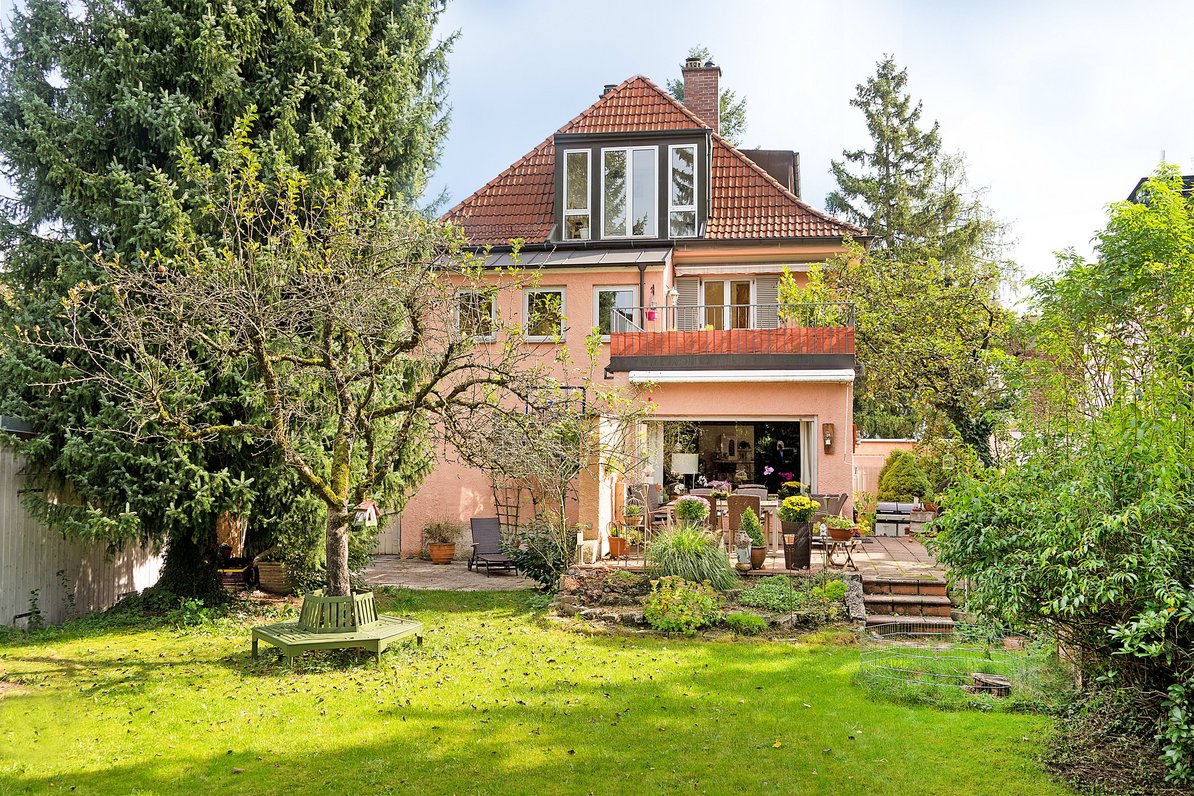 House view (garden side)