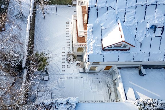 Salzwasser-Pool im Garten