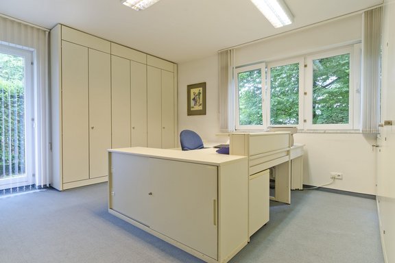 Büro im Erdgeschoss
