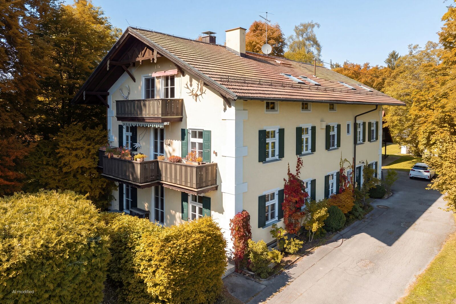 Charmantes Anwesen in idyllischer, grüner Umgebung