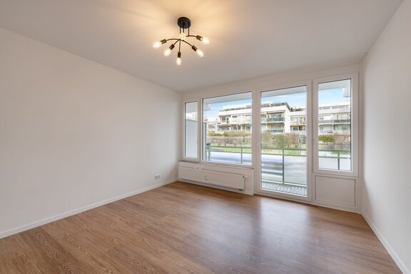 Bedroom facing the courtyard