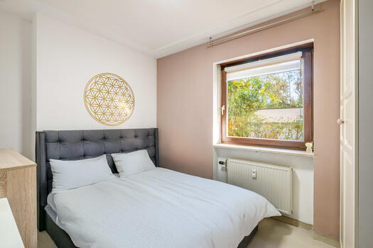 Quiet bedroom