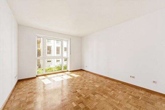 Spacious bedroom