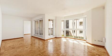 Gepflegte 3-Zimmer-Wohnung mit Loggia in Laufweite zum Nymphenburger Schlosspark