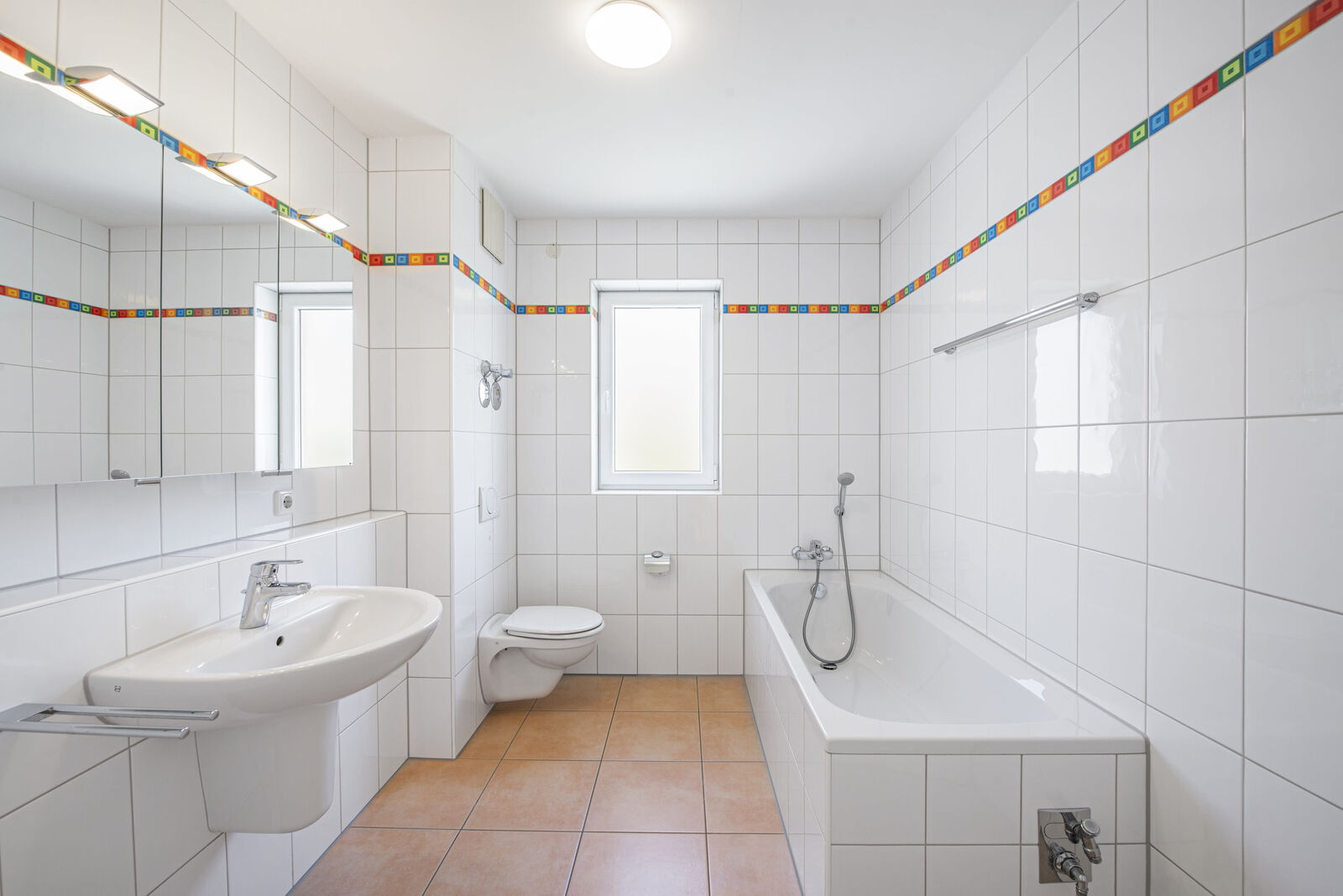 Bad mit Wanne