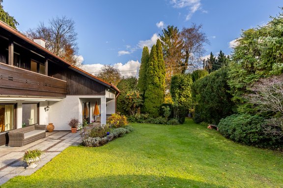 Uneinsehbarer Südgarten