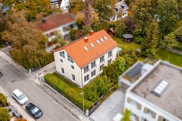 Gepflegtes Einfamilienhaus mit moderner Ausstattung und bis zu neun Zimmern