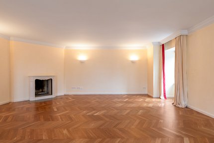 Elegante, gepflegte Ausstattung