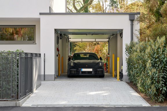 Car lift to the underground garage