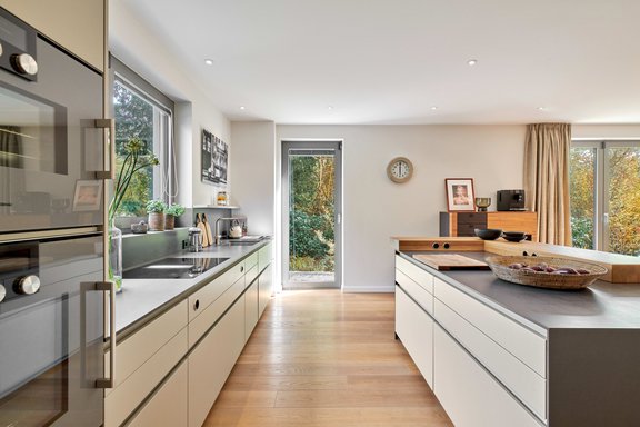 High quality fitted kitchen