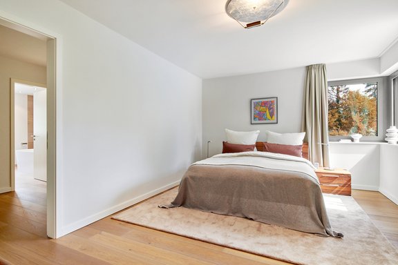 Bedroom to the garden