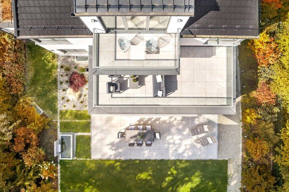 Sunny outdoor retreats