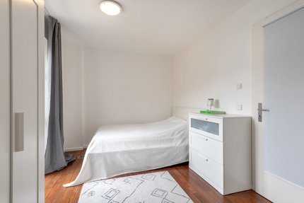 Ideal geschnittenes Zimmer