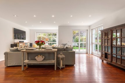 Gemütliches Wohnzimmer mit Wohlfühlambiente