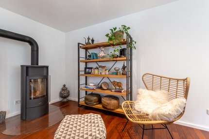 Ein Schwedenofen sorgt für Behaglichkeit