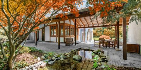 Geräumiges Familiendomizil mit Einliegerwohnung nahe Biotech-Campus und Haderner Forst