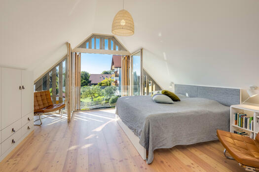 Airy master bedroom