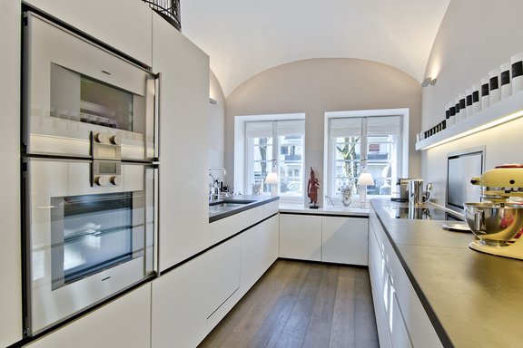 Elegante Schreinerküche